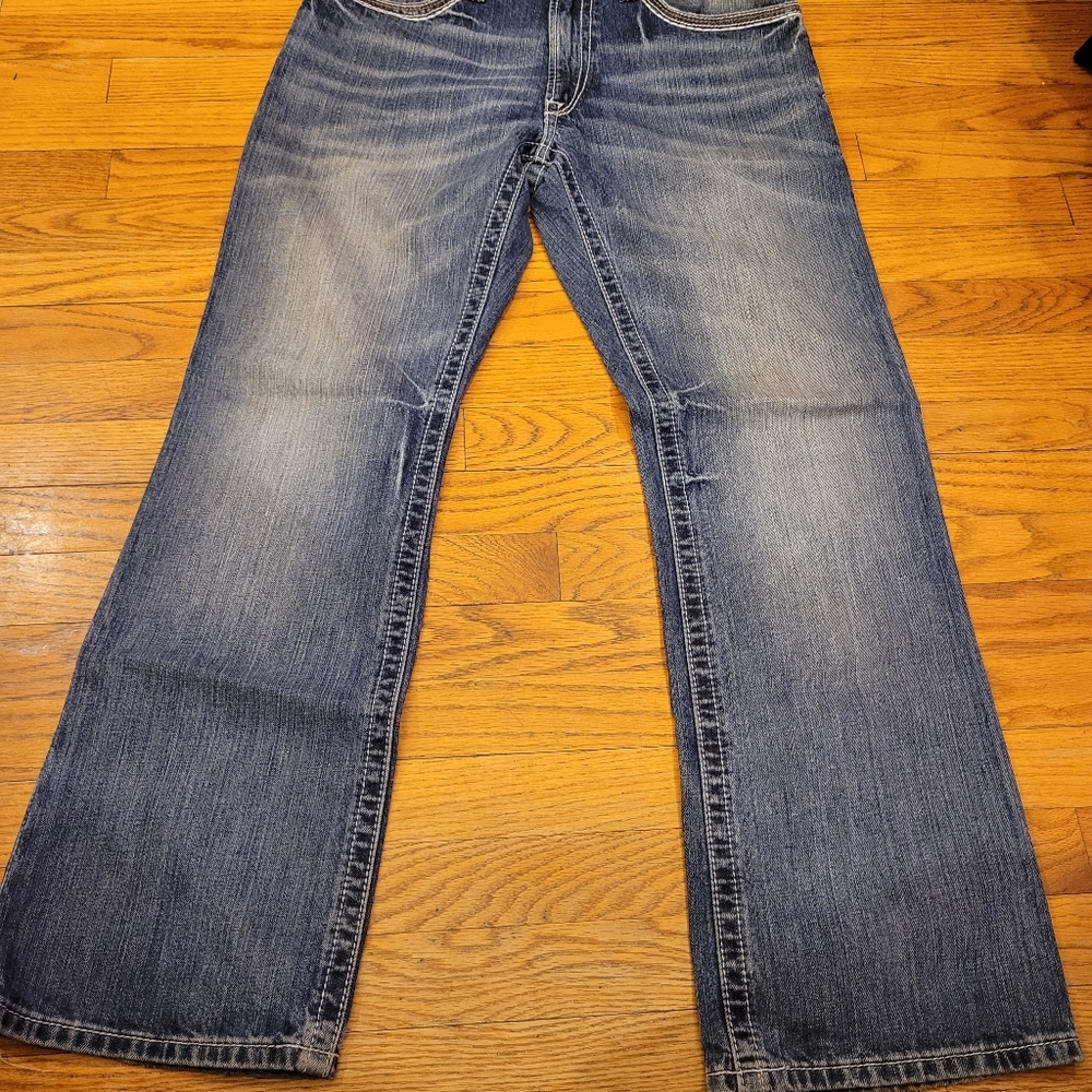 Men ariat jeans  31/32